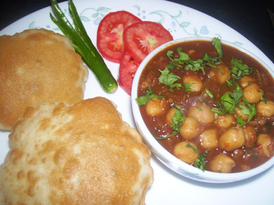 Chole Puri and Pinni